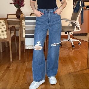 Levi’s High-waisted Straight Jeans
